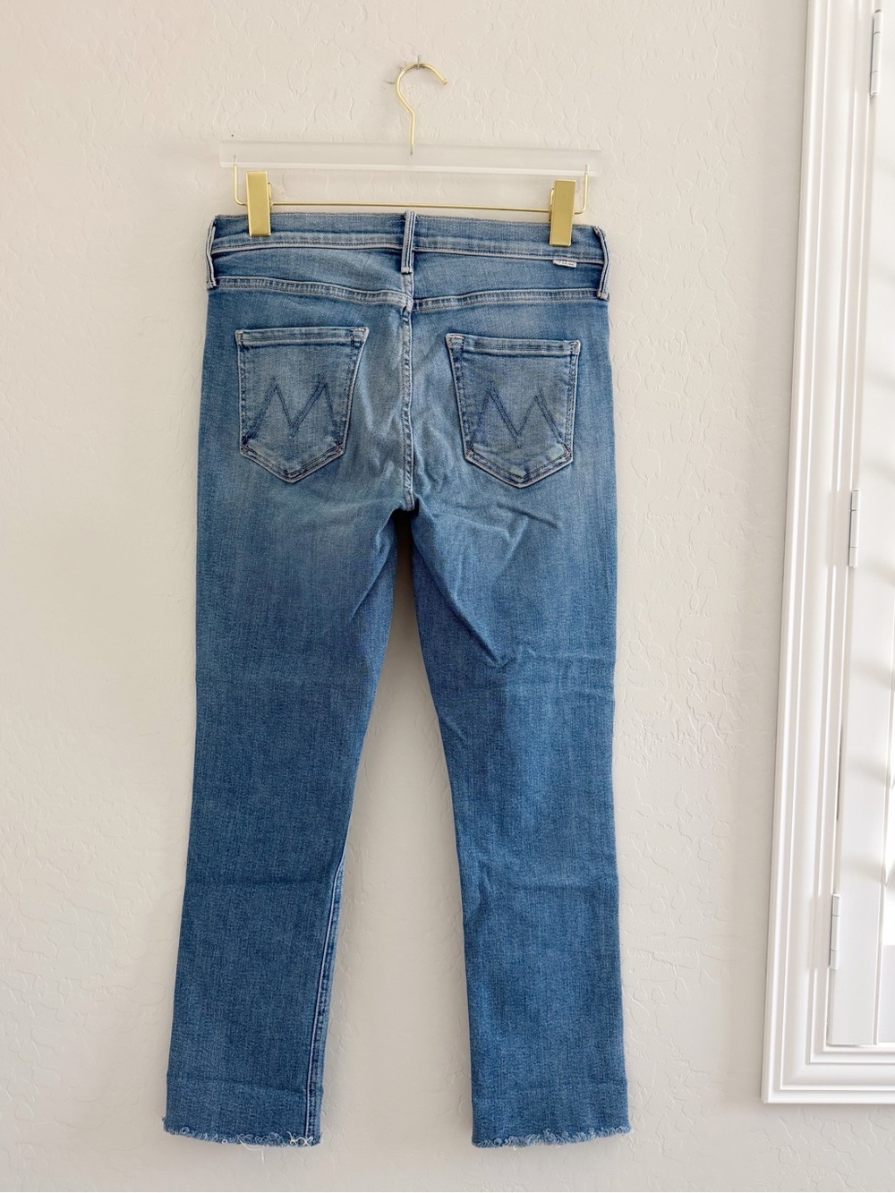MOTHER Mid Rise Dazzler Ankle Fray Jeans in Riding The Cliffside Size 29 - Picture 7 of 13